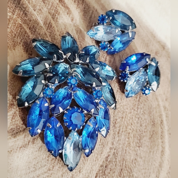 Vtg Juliana blue demi Parure brooch earrings clip on Stunning set ombre 50's 60' - Picture 8 of 16